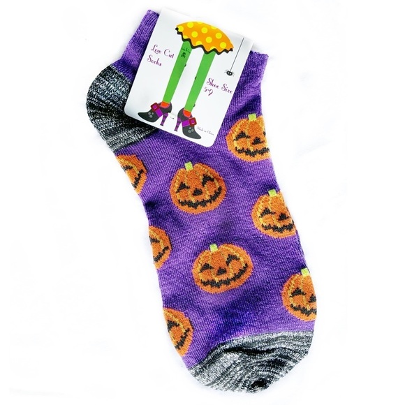 Halloween Socks Fun Colorful by GMI Low Cut Purple Jack O Lanterns Shoe Size 5-9 - Picture 1 of 8